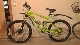 Price All Mountain Fully Top Zustand, frisch ab Service!