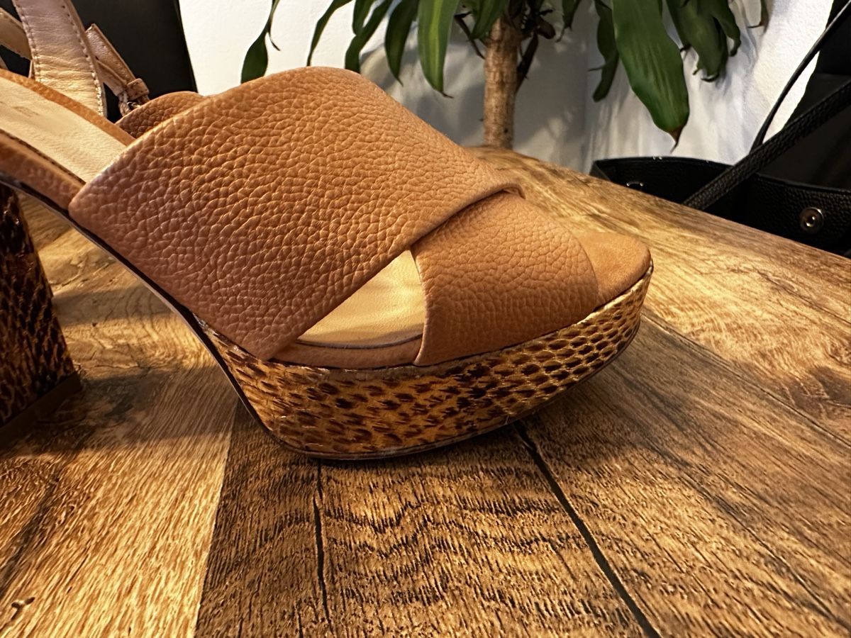 Damenschuhe: Absatz-Sandaletten mit Schlangenmuster Gr. 37 – Gebraucht aus Siebnen von luana_cataleya 3