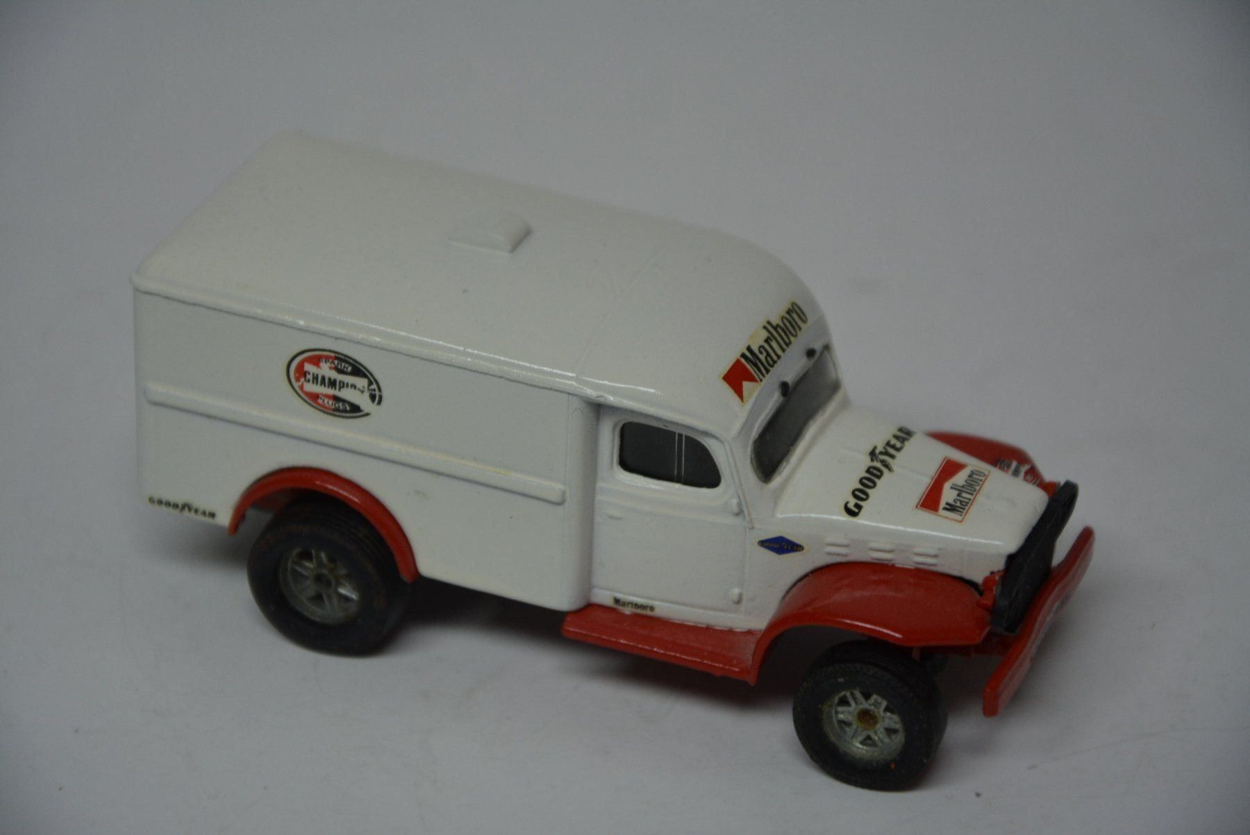 Dodge Modellini d'auto: Dodge WC 54 1989 , Solido , 1:50 – Usato da Goldach venduto da Feivel9 4