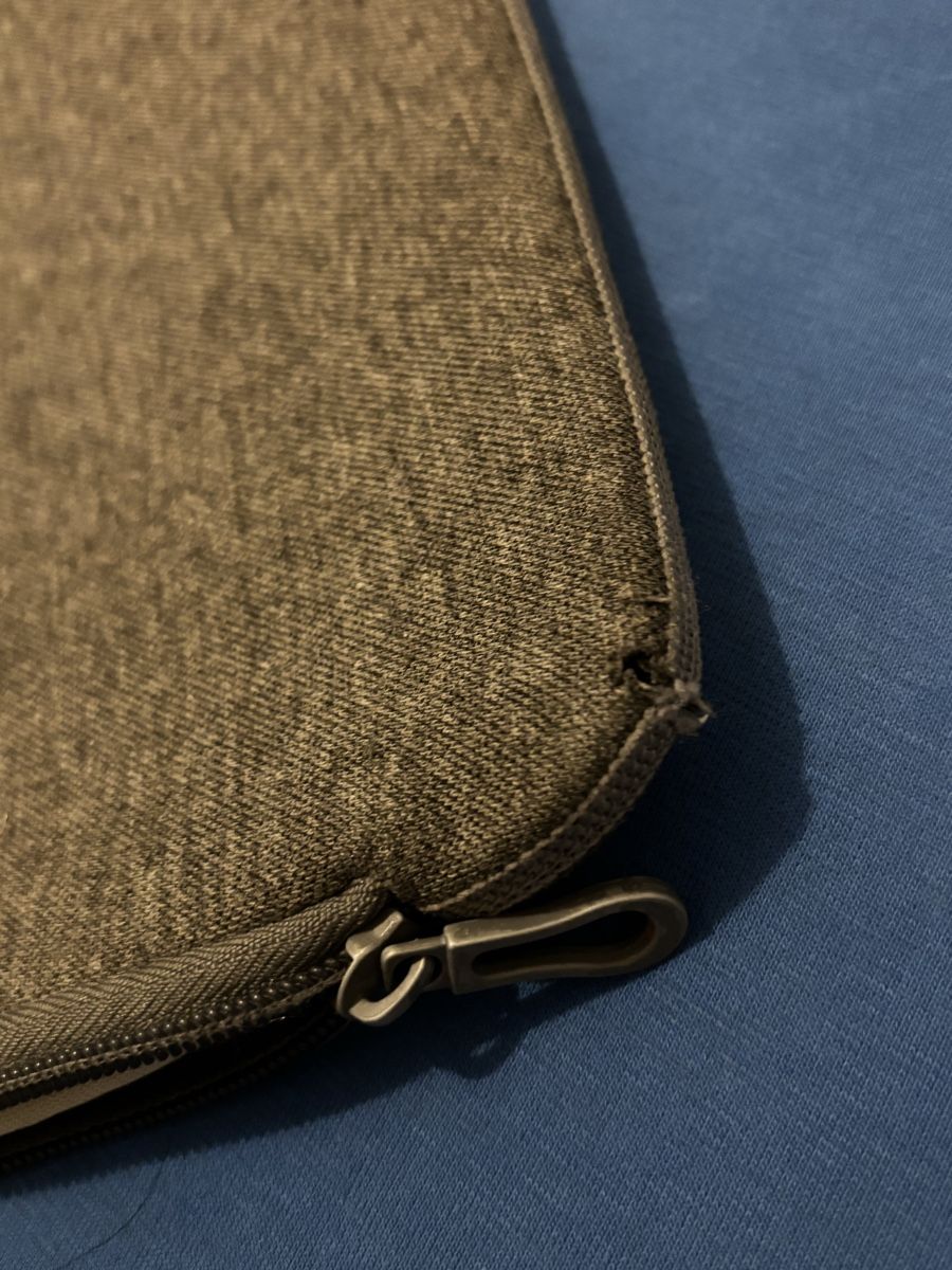 Taschen: Laptoptasche 15 Zoll  – Gebraucht aus Hinterkappelen von elb_xcb9 2