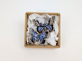 2 kleine Keramik Schmetterlinge Bläuling
