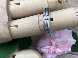 Bague en argent avec zircon