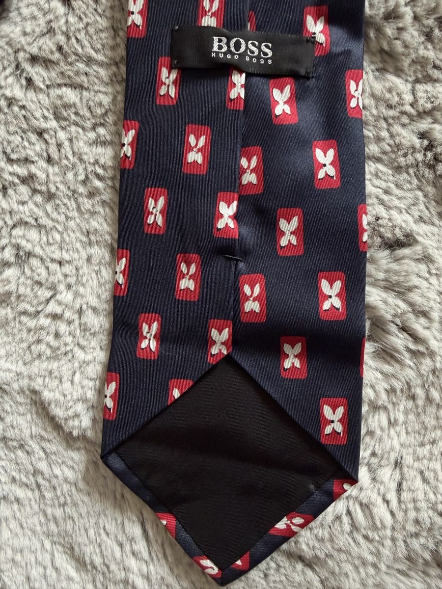 Hugo Boss Cravatte: Tie Boss – Usato da Schaffhausen venduto da Nadiuna 2