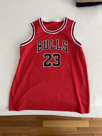 Chicago Bulls #23 Jordan Retro Jersey - Size M