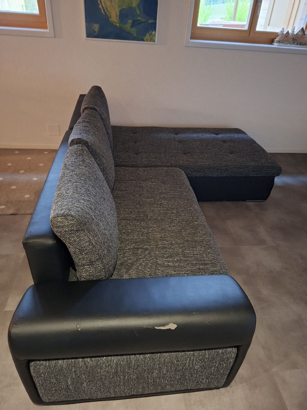 Sofas: Sofa mit Schlafmodul zu verkaufen – Gebraucht aus Eriswil von mon_6rjz 1
