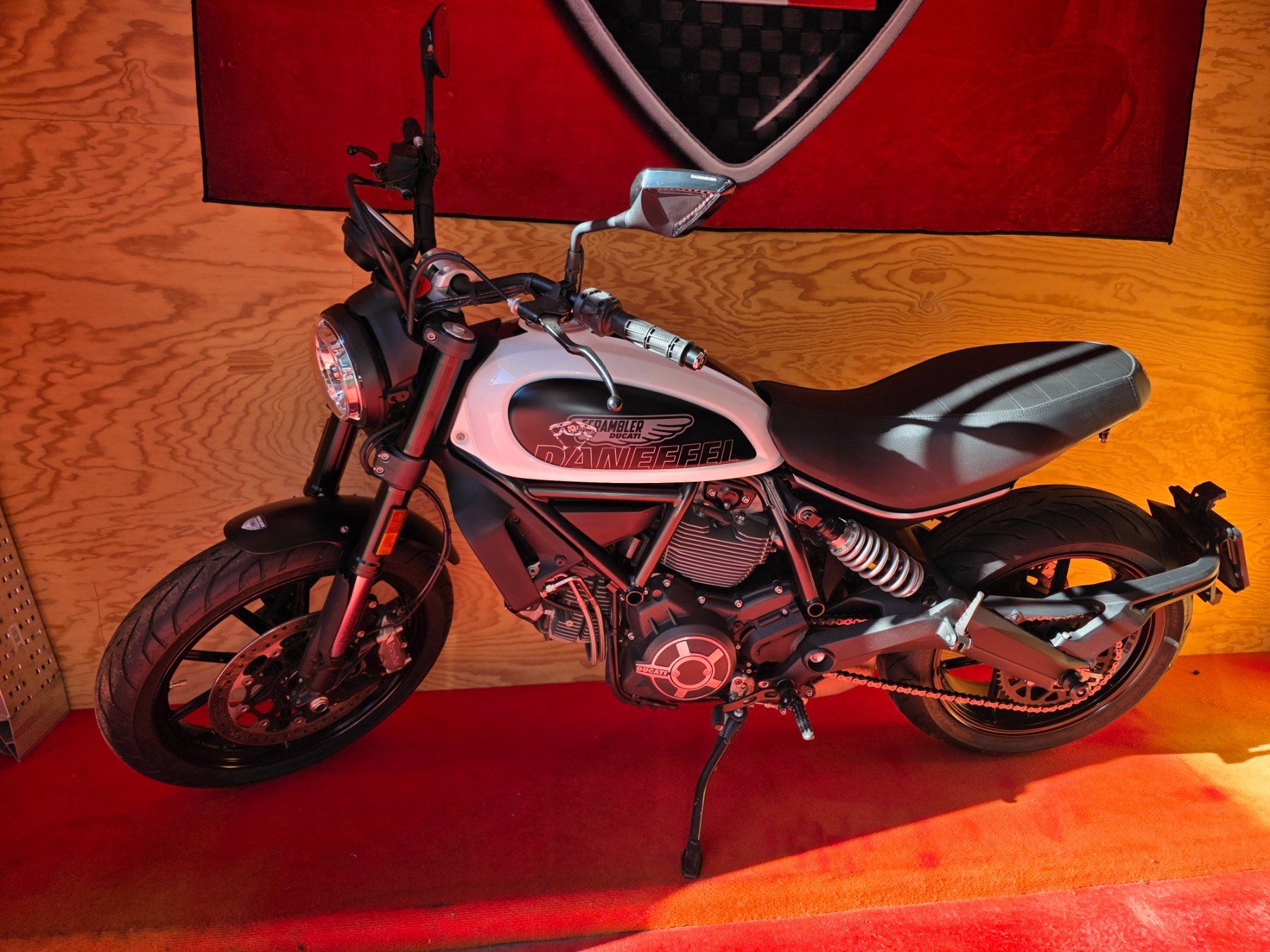 Ducati Strasse: Ducati Scrambler – Gebraucht aus Wängi von nat_m82t