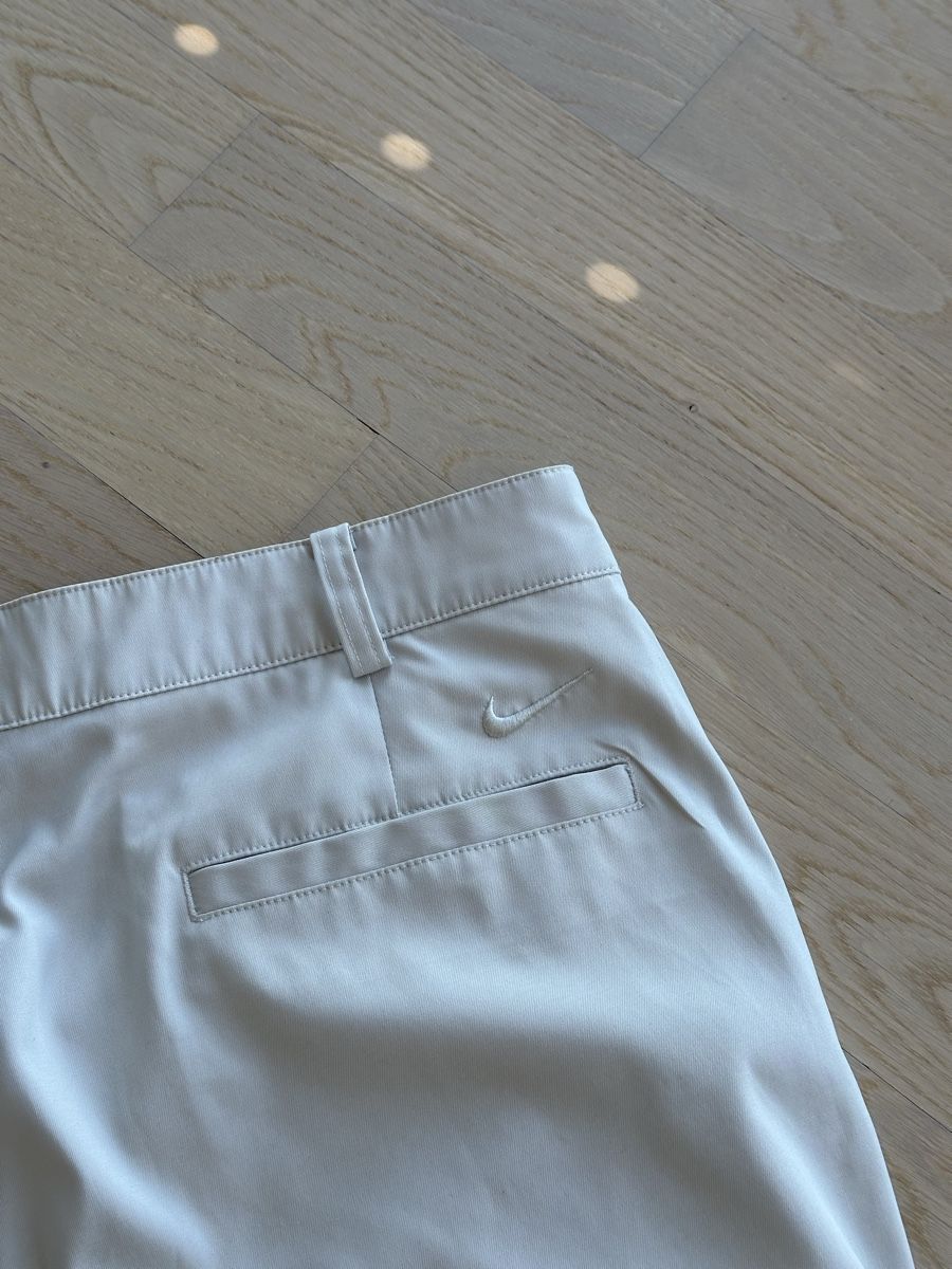 Nike Pantalons: Nike Golf Shorts – D'occasion à Pratteln par e.g.99 3