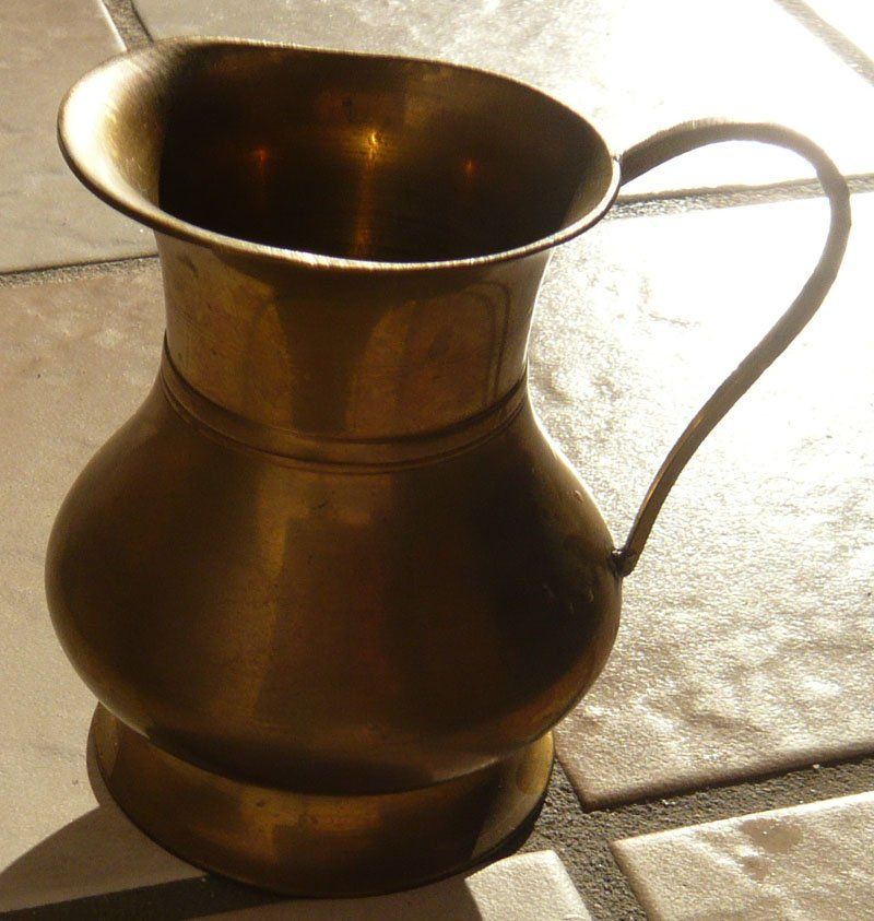 Tutte le decorazioni: Messing Krug / Dekoration – Usato da Ruggell venduto da Btt