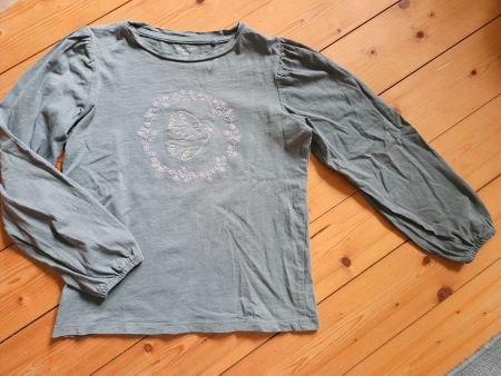 Hübsches Bio Shirt 128/134 manor wie pomp de lux