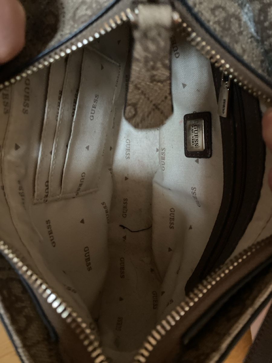 Guess Borse da donna: Handtasche Guess braun mit Logo Muster  – Usato da Itingen venduto da bra_jm6f 1