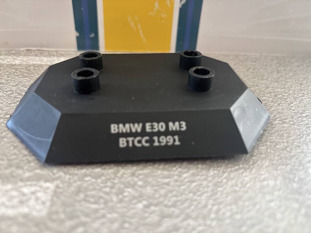 Kit di modellismo & Modellini statici: Modellino BMW M3 e30  – Nuovo e nell'imballaggio originale da Lodrino venduto da angeloige 4