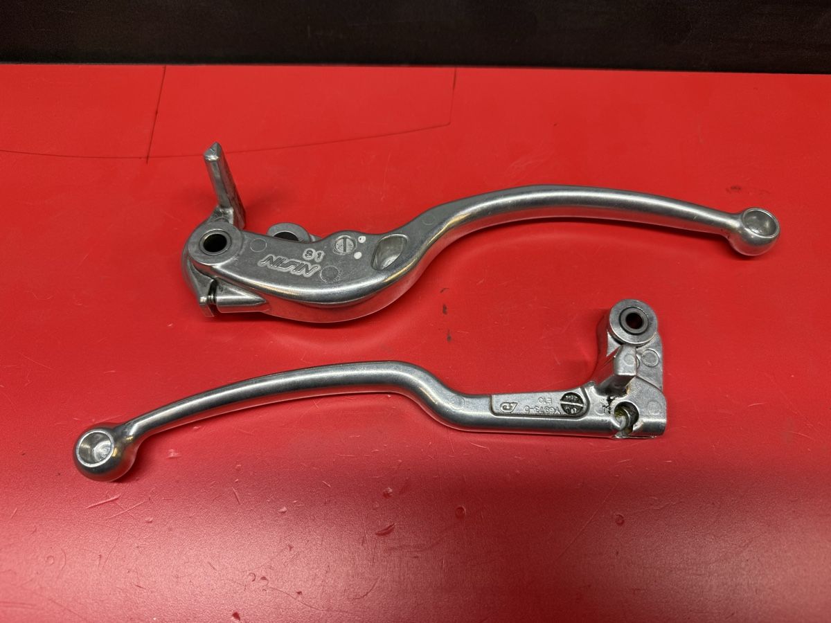 Yamaha Tutti i ricambio per moto: Leviers Yamaha yzf-r1 – Nuovo (secondo la descrizione) da Morges venduto da passion-cox 3
