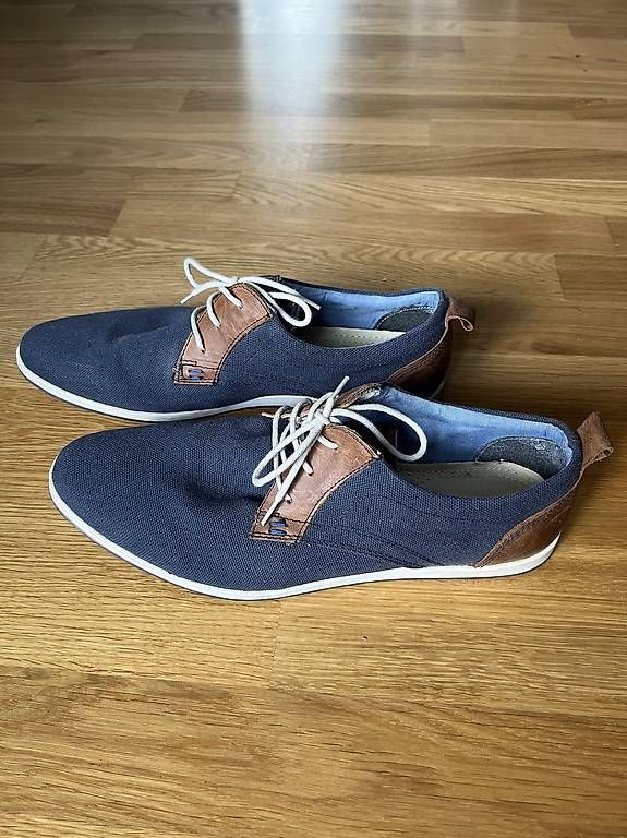 Scarpe da uomo: Herren-Schuhe dunkelblau Grösse 45 – Usato da Zürich venduto da sus_n9fj 1