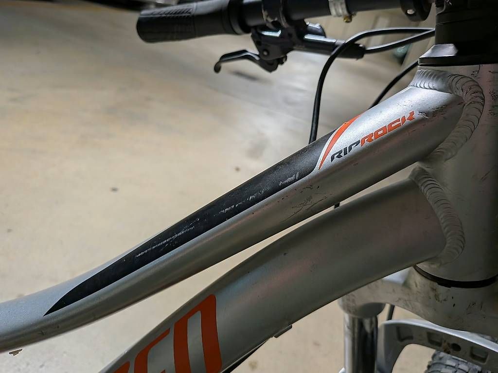 Velos: VTT enfant 24" SPECIALIZED – Gebraucht aus Préverenges von Fbosset 2