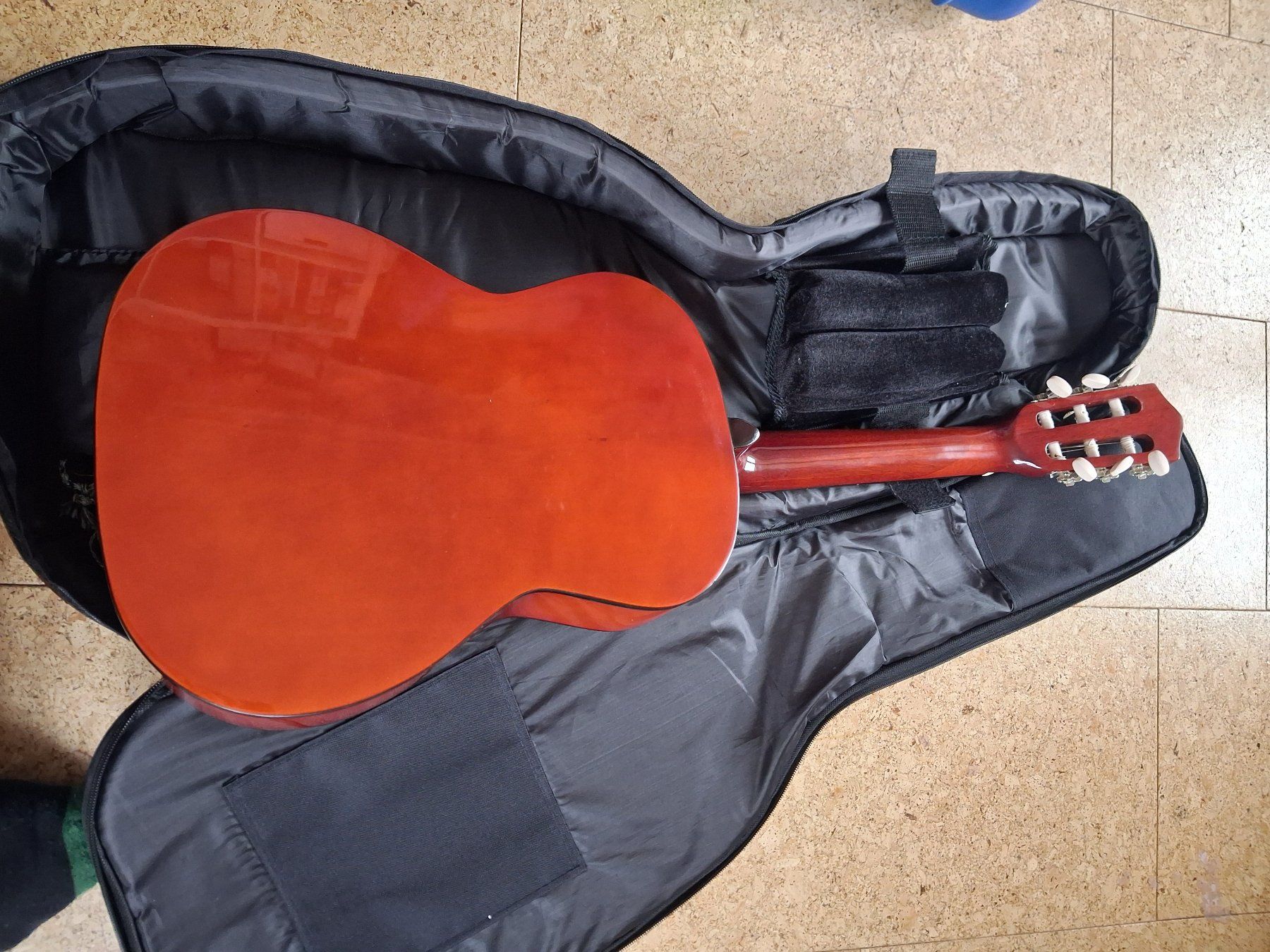 Strumenti musicali: Gitarre – Usato da Uzwil venduto da sam_nv69 1