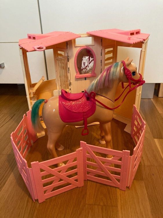 Barbie Pferd Mit Stall Und Reiterin | Kaufen Auf Ricardo