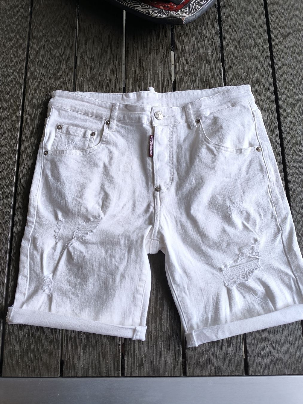 Dsquared2 Jeans: DSQUARED2 jeans Shorts 46 – D'occasion à Oensingen par Outlet_Super_Sale 3