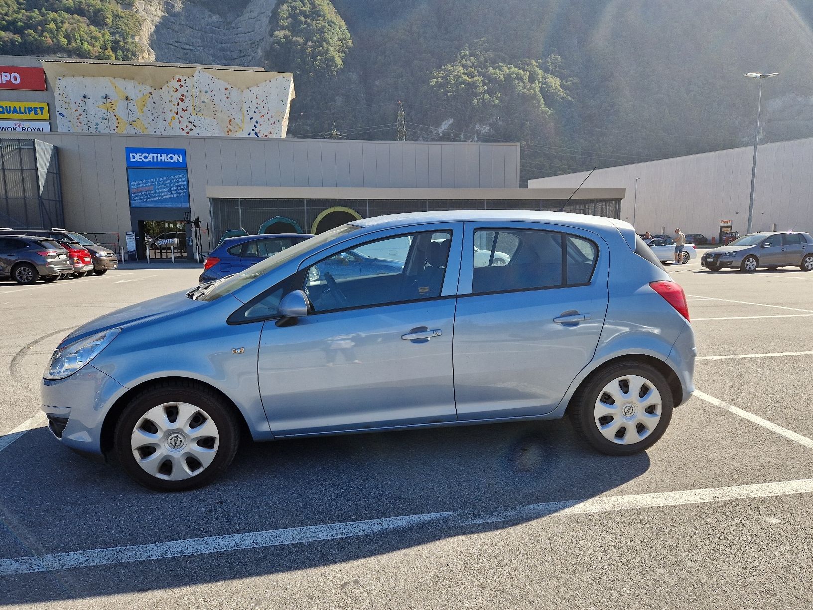 Opel Automobili: Opel Corsa D 1.4 TP Enjoy – Usato da Vevey venduto da dob_l7rs 3