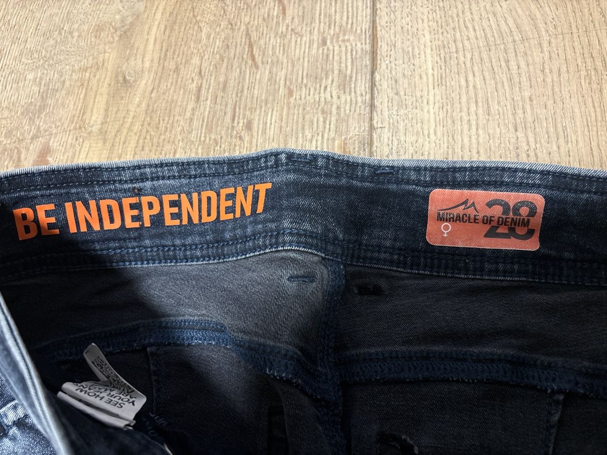 Jeans: Jeans Be Independent Gr. 27, 28 – Usato da Birmensdorf ZH venduto da Duraj 5