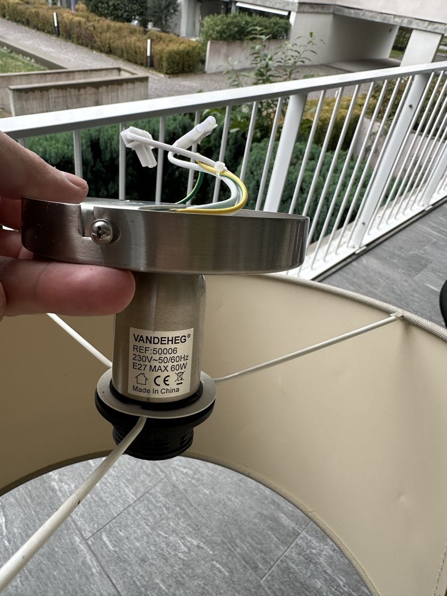 Lampadari & plafoniere: Deckenleuchte Vandeheg E27 beige Textilschirm neuwertig – Usato da Zürich venduto da Gazo_11 3