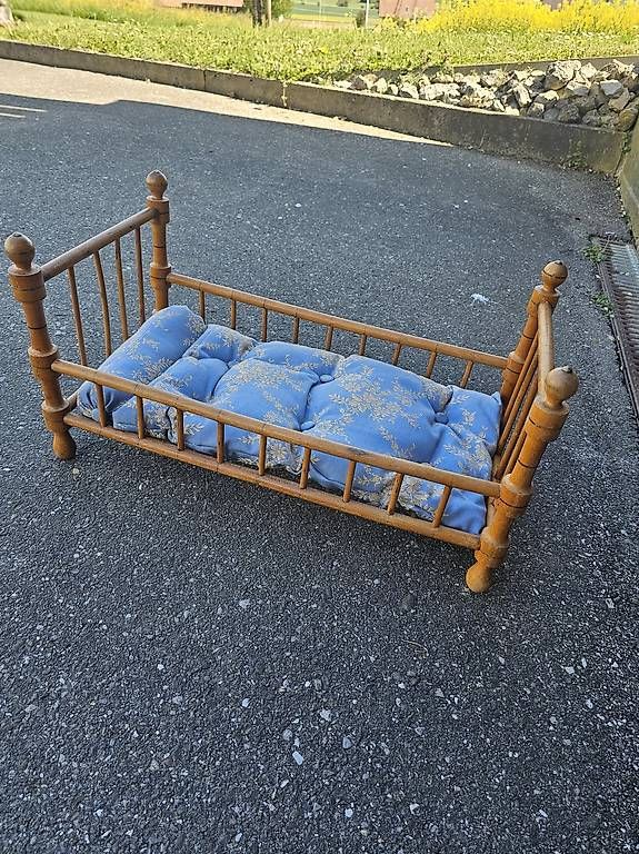 Carrozzine per bambole: Puppen Bettli – Usato da Merzligen venduto da rch_lh29