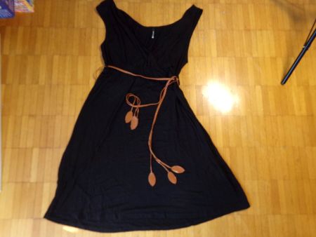 Damen Kleid schwarz mit Gurt  Gr. M  Chicorèe