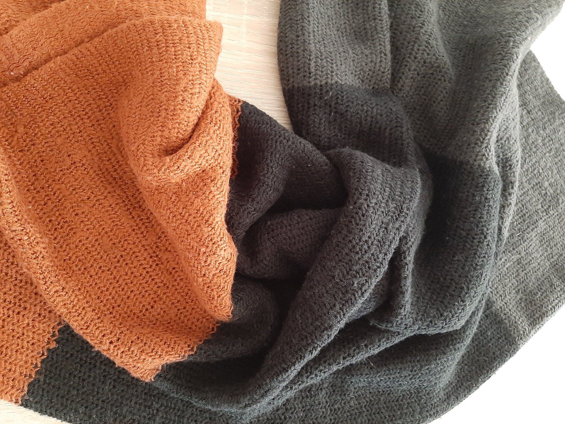 Foulard & Sciarpe: Schlauch - Schal 3-farbig – Usato da Menziken venduto da Rien1 1