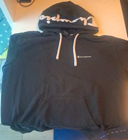 Sweat à capuche Champion noir taille S bon état