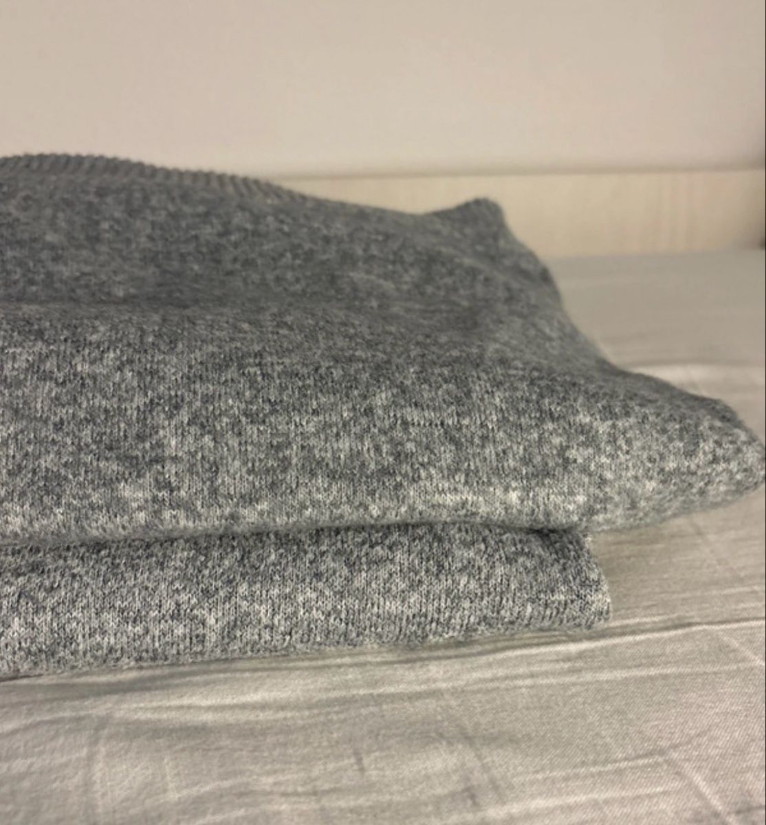 Bershka Maglioni & Felpe: Completo Bershka – Usato da Rancate venduto da Birbine 4