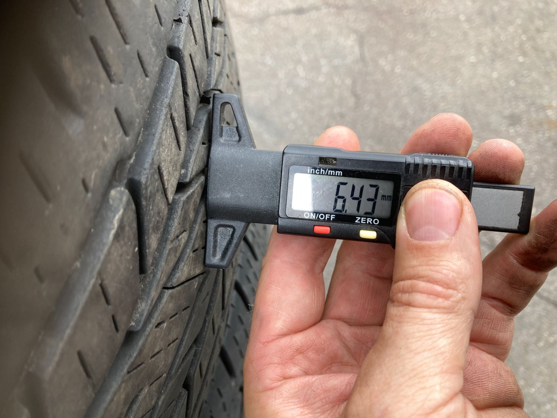 Continental Pneumatici & Ruote complete: 265/65R17 Continental – Usato da Cham venduto da WB2223 5