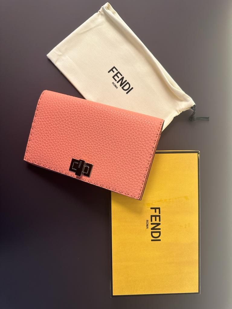 Fendi Portamonete: Portafoglio Fendi – Nuovo e nell'imballaggio originale da Lugano venduto da ALockers