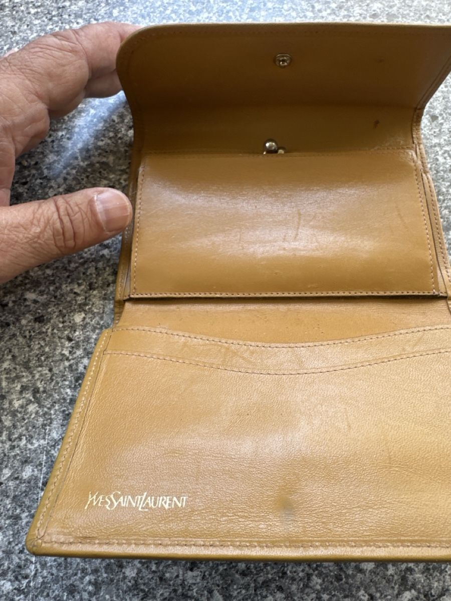Saint Laurent Portamonete: Yves Saint Laurent vintage – Usato da Morbio Inferiore venduto da Ecod 2