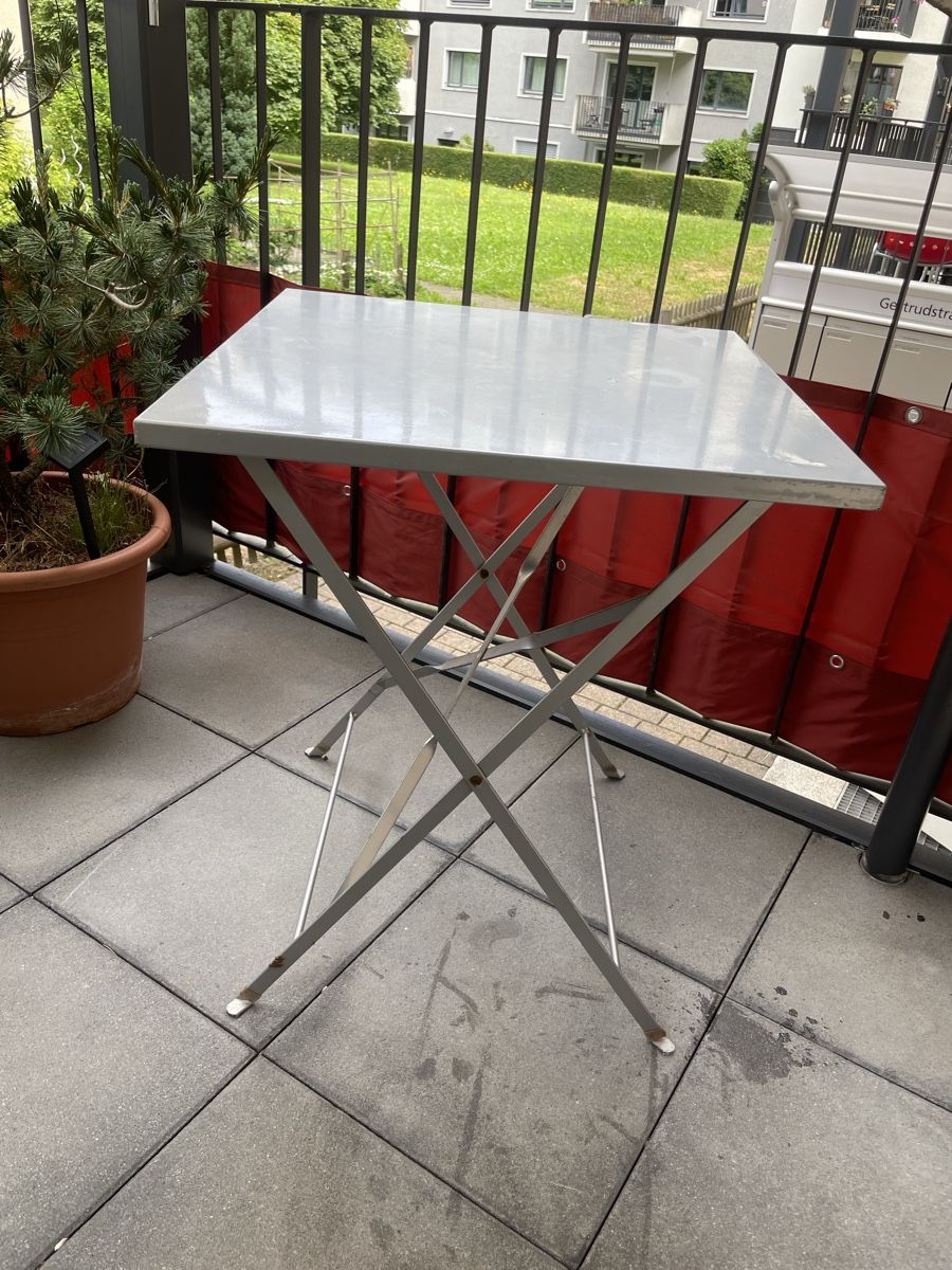 Tavoli: Balkontisch aus Metall – Usato da Zürich venduto da nanniba 2