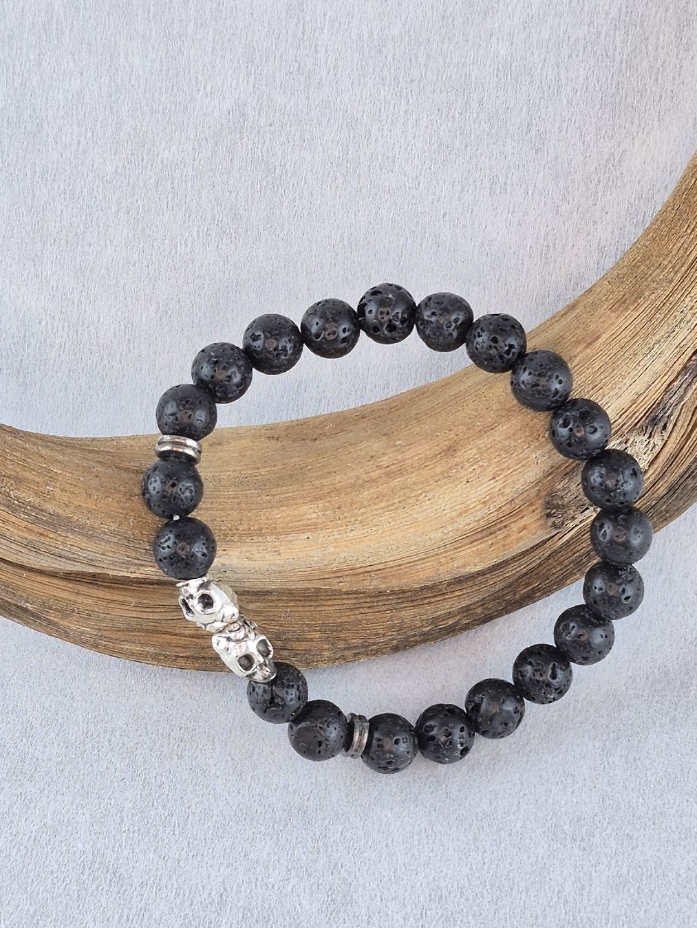Bracciali & Braccialetti: Lavastein Armband mit Totenkopf – Nuovo e nell'imballaggio originale da Wädenswil venduto da Orso31 2