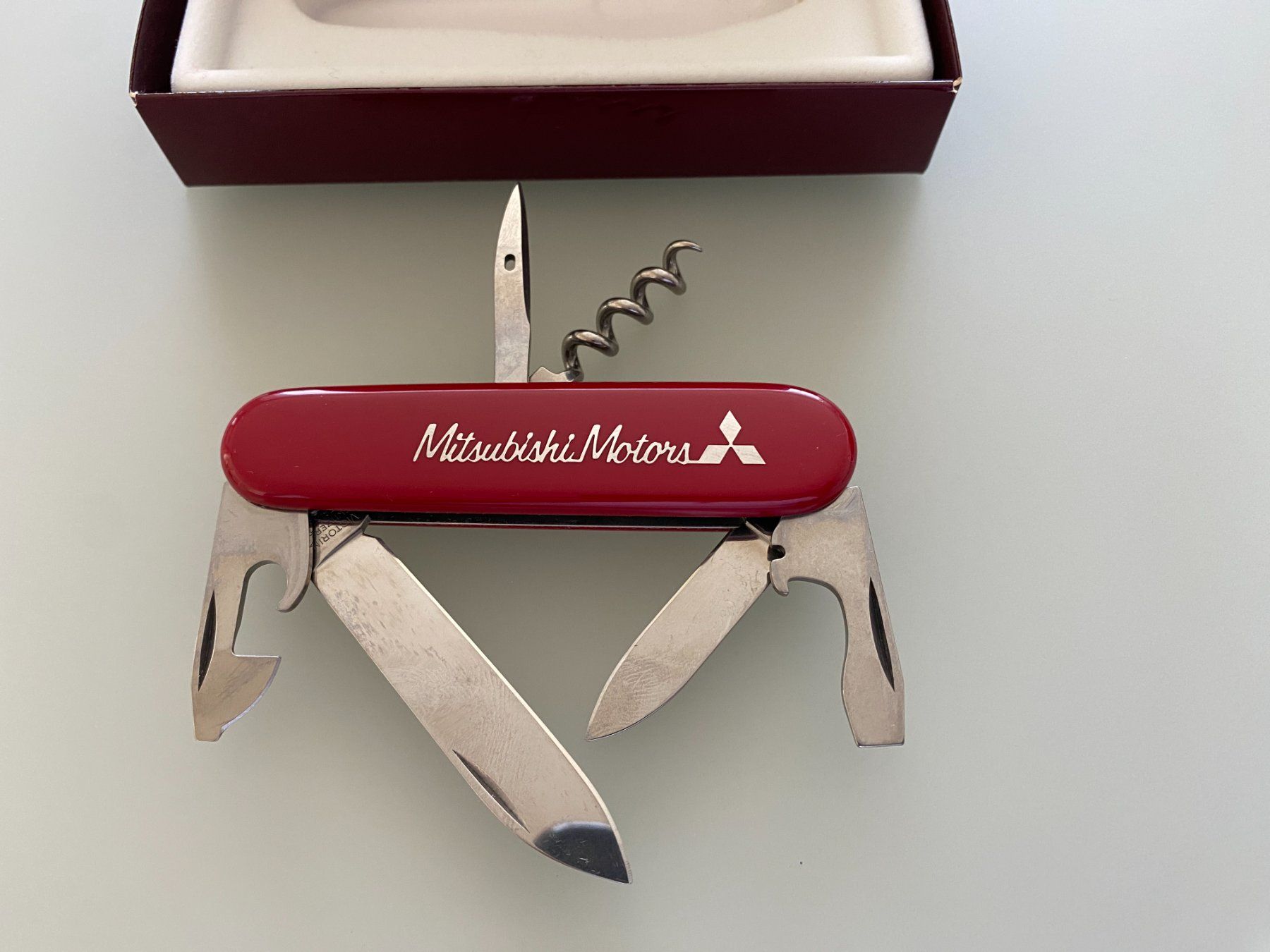 Victorinox Coltelli tascabile: Taschenmesser Victorinox – Nuovo e nell'imballaggio originale da Allschwil venduto da Dangermouse07