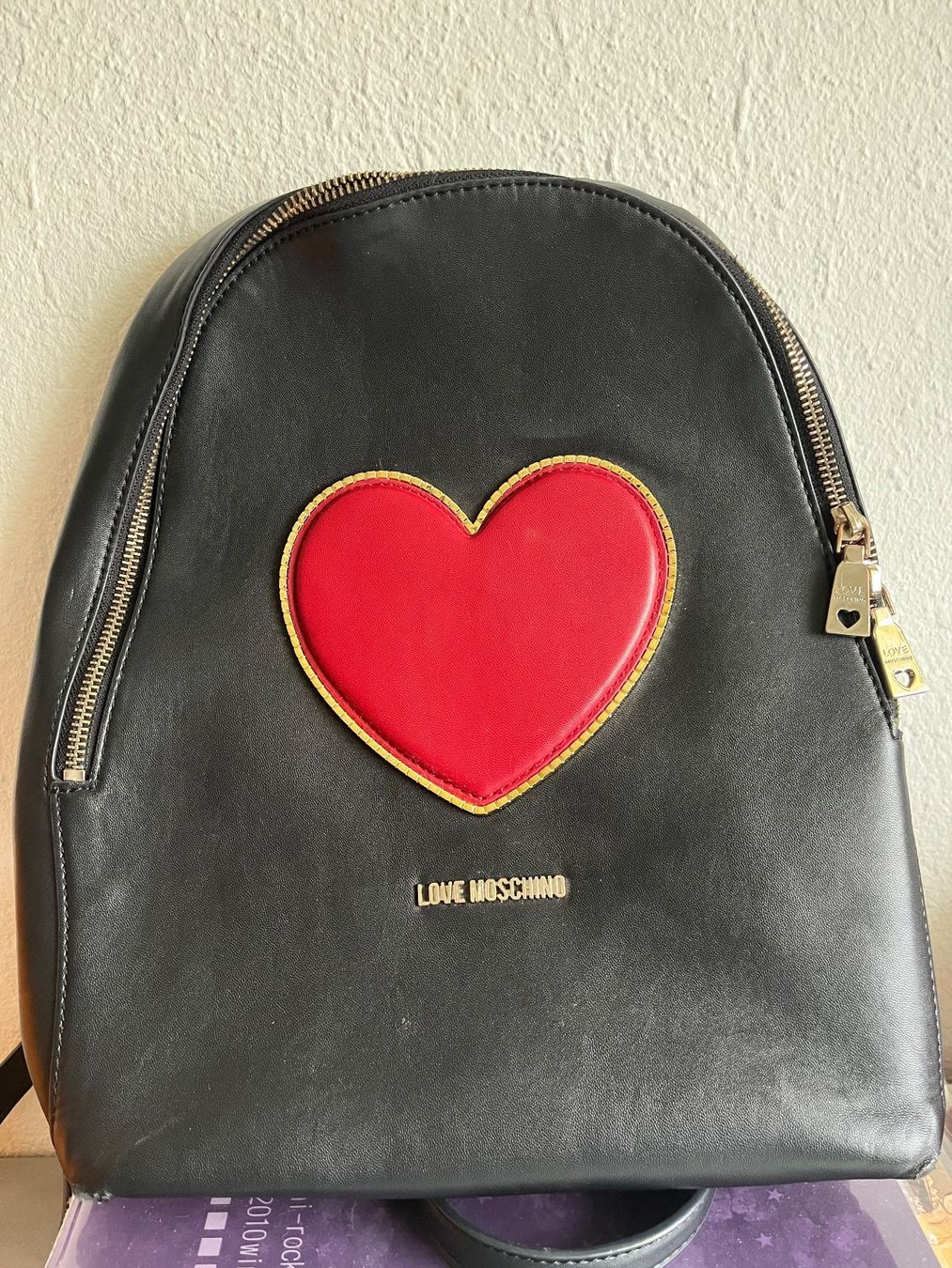 Moschino Zaini: Love Moschino Rucksack schwarz – Usato da Grenchen venduto da sojalatte