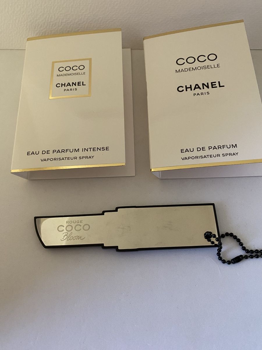 Chanel Schlüsselanhänger & - bänder: Porte-clés Chanel – Neu und originalverpackt aus Bouveret von wes_7zll 1