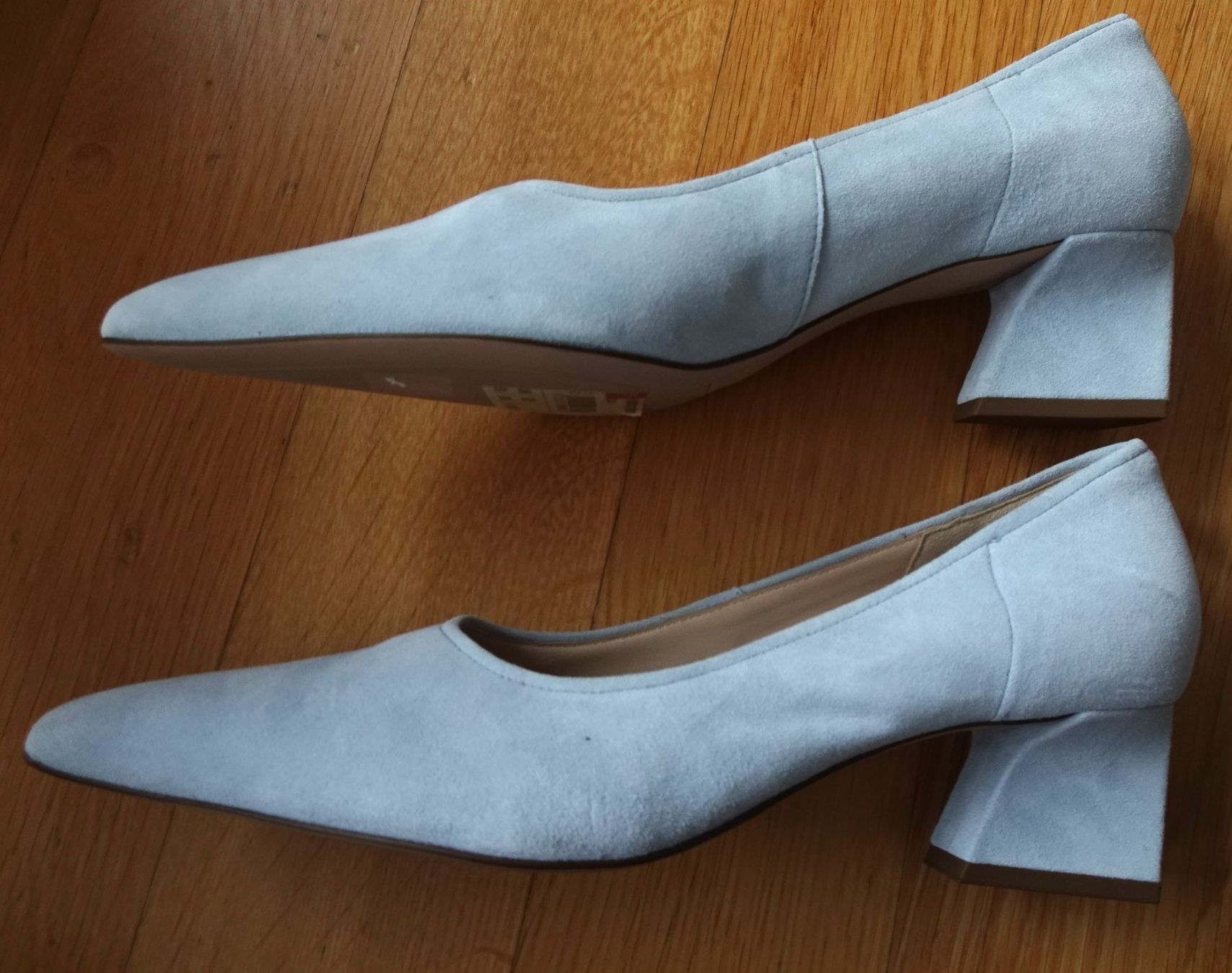 Högl Scarpe da donna: Högl Pumps hellblau eisblau Gr 38.5 5.5 NEU spitz Leder – Nuovo (secondo la descrizione) da Winterthur venduto da blumeblau77 8