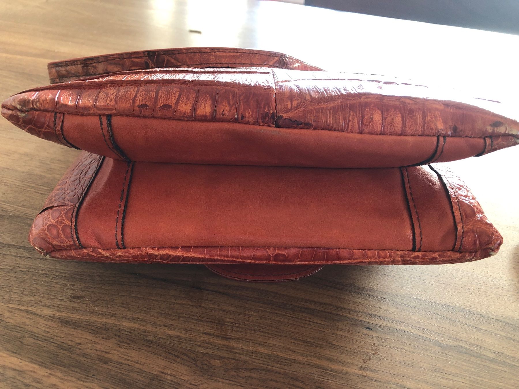 Borse da donna: Tasche Leder Ledertasche Kroko  Orange Vintage – Usato da Zollikofen venduto da lorik007 2