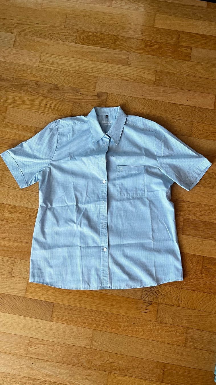 Eterna Camicette: Eterna Bluse, hellblau-weiss kariert, Grösse 40 – Nuovo (secondo la descrizione) da Küsnacht ZH venduto da Gila1983