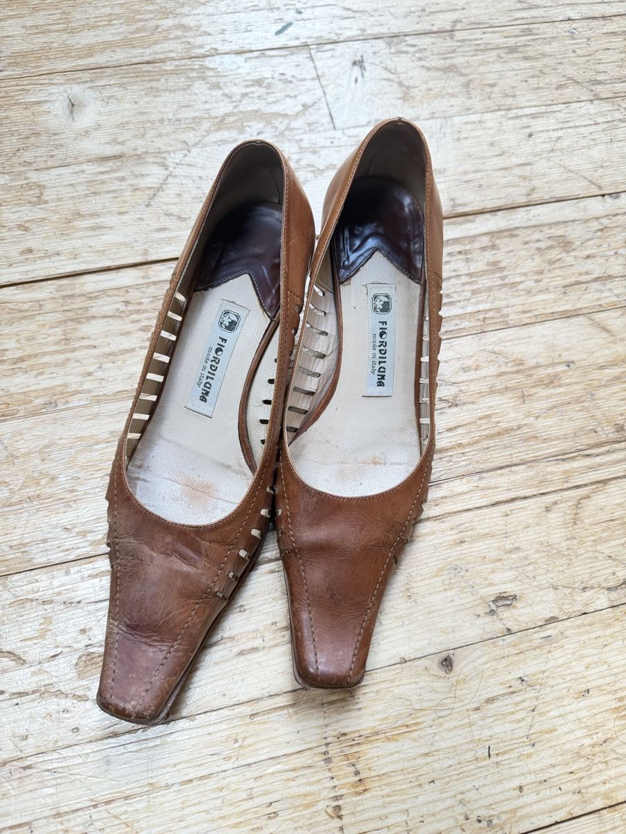 Scarpe da donna: Pumps von Fiordiluna – Usato da Donat venduto da troja007