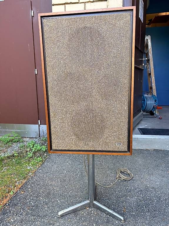 Casse acustiche: ITT Hi-Fi-Klangstrahler B750 – Usato da Bauma venduto da Thlehner