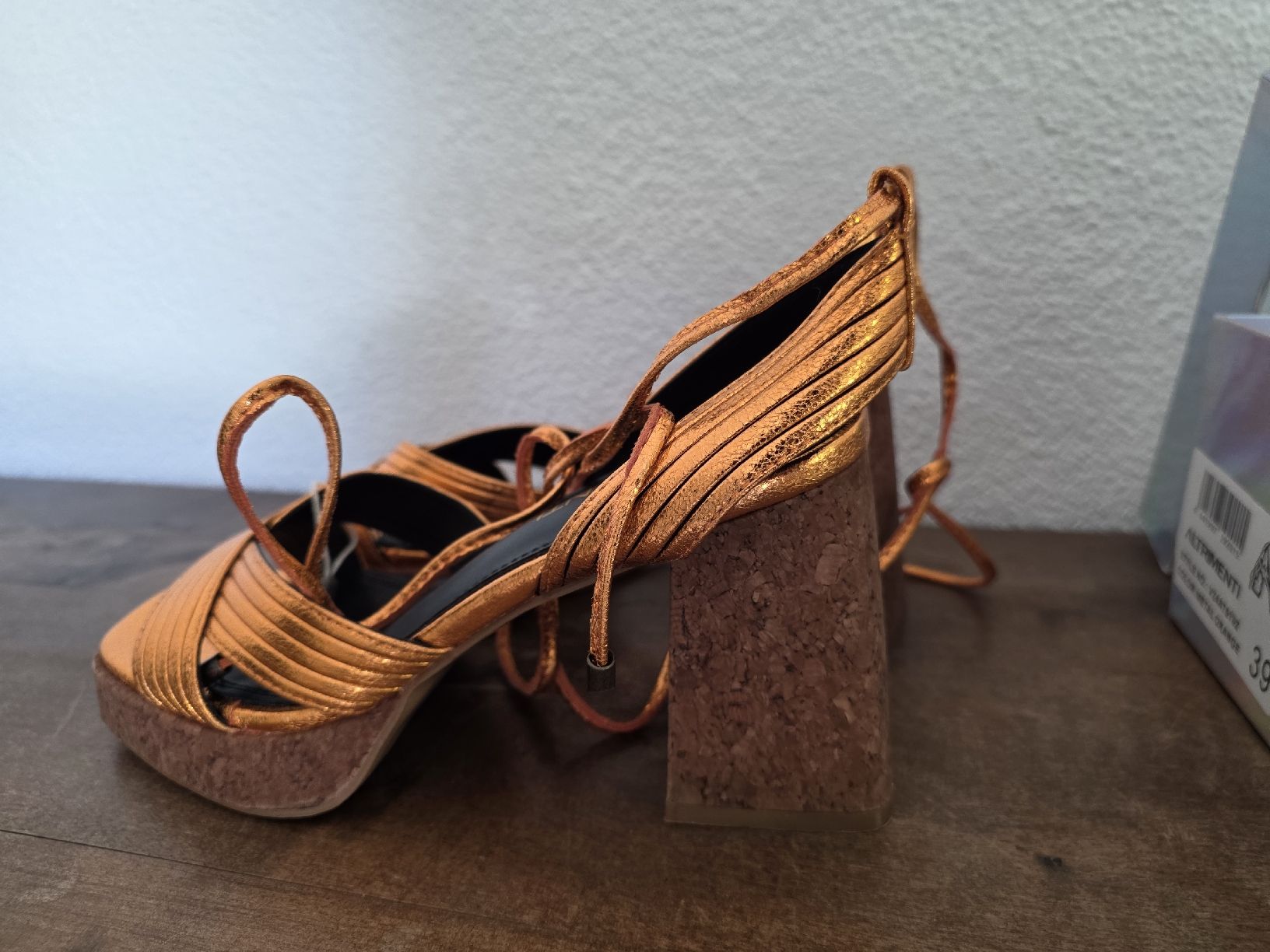 Damenschuhe: ALTRIMENTI Sandals metallic orange size 39 with box – Neu und originalverpackt aus Brüttisellen von par_8zbj 5