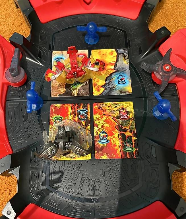 Giocattoli: Bakugan 3.0 Battle Arena – Usato da Herznach venduto da car_2s97 4