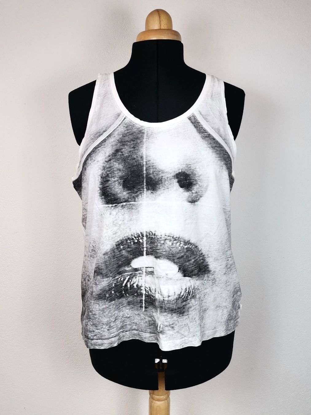S.Oliver Top: S.OLIVER Q/S Tanktop Grösse XL – Usato da Schaffhausen venduto da Restwert_SH