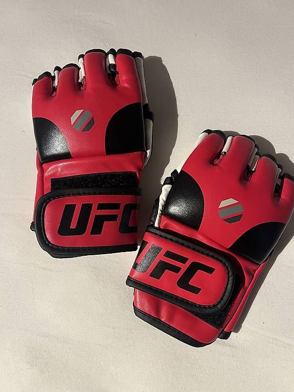 Handschuhe & Handstulpen: Gants MMA – Gebraucht aus Lonay von Angelafidji13