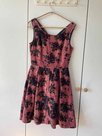 Traumhaftes NILE Blumenkleid aus Baumwollsamt | Gr. XS