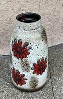 Porte-parapluie en céramique rouge et blanche, parfait! (54)