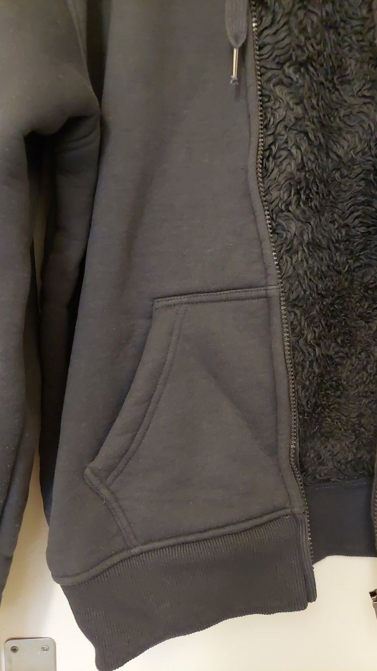 Maglioni & Felpe: Pullover Herren Much more, grau. Gr.L – Usato da Basel venduto da kat_56dz 2