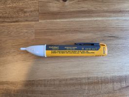 Spannungsprüfer Fluke VoltAlert 1AC-E II gebraucht